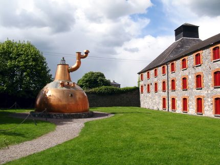 MIDLETON_distillery